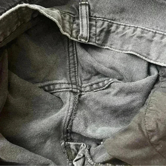 Urban Outfitters BDG High Rise Ripped Distressed Black Jeans Size 28 - Picture 8 of 8